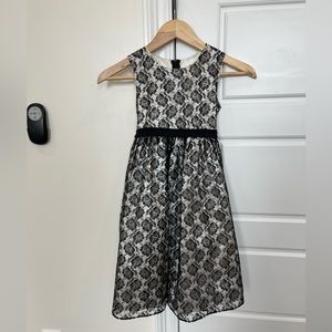 Girls Formal Dress Black & Cream Party Outfit Fancy Wedding, size 8